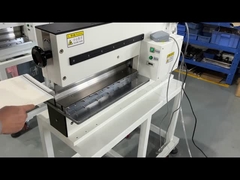 Aluminium-V-Schnitt-PCB-Separator Maximale Schneidlänge anpassbar Minimierungsgeschwindigkeit 0-400mm/S