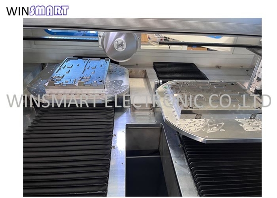 Maschine zum Abstellen von PCB-Platten mit zwei Tisch-V-Schnitten mit Sägeblatt oder Routing-Bits