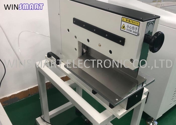Metallkern-PCB-Depanelizer-Maschine mit kundenspezifischen 600-mm-Linearklingen