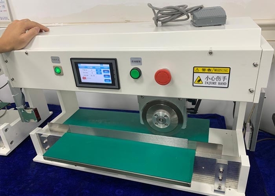 Automatische FR4 MCPCB PWB-Trennzeichen-Maschine Aluminium-PWB Singulation